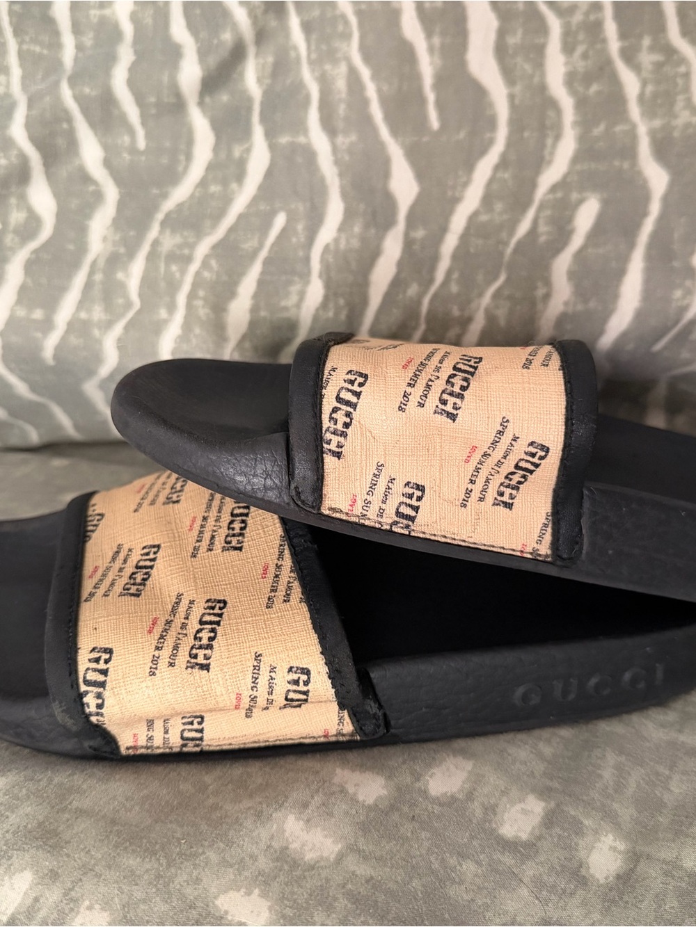 Gucci Black Slide Sandals with Beige Logo Strap